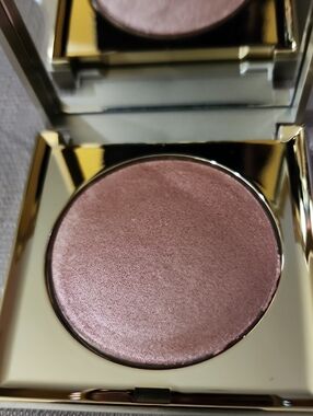 New Stila Heaven's Hue Highlighter